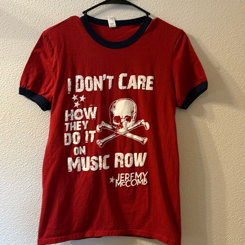 JeremyMcComb tour graphic tee size small